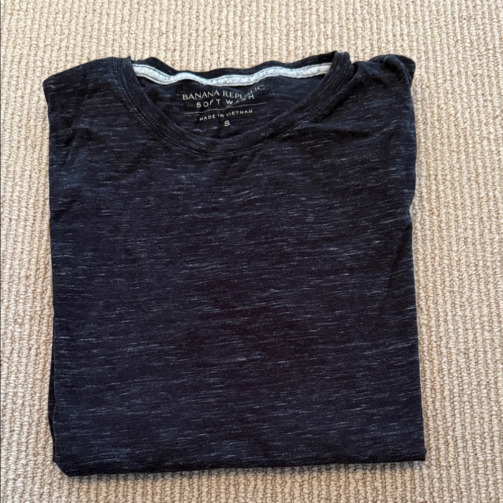Banana Republic Black Heather Soft Wash Crew Tee